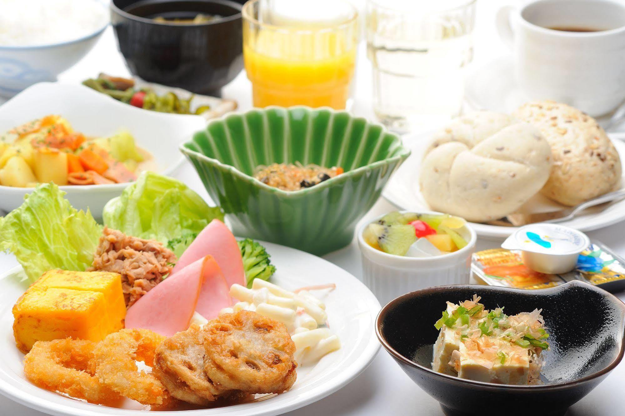 Hotel Route-Inn Yonezawa Ekihigashi Ngoại thất bức ảnh